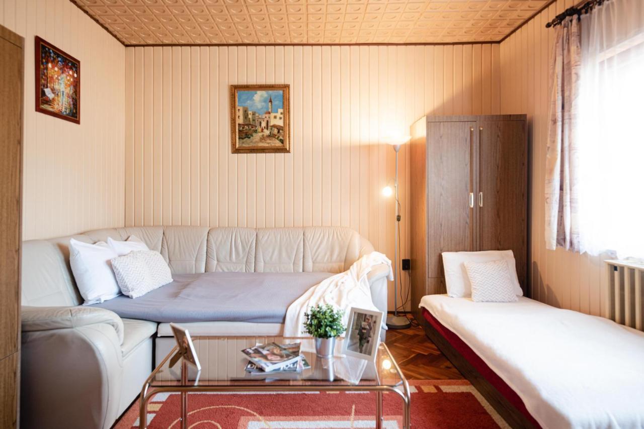 Vadkacsa apartmanház medencével Zamárdi Extérieur photo